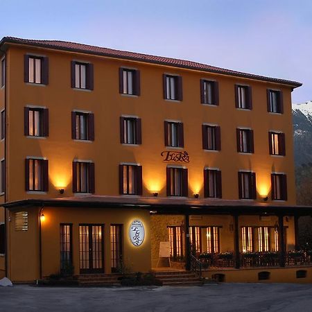 Albergo Ristorante Flora Vittorio Veneto Extérieur photo
